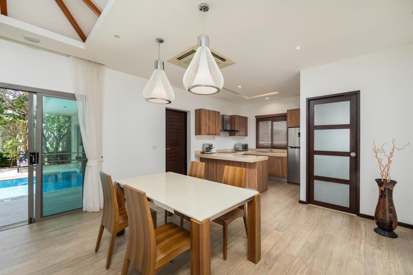 Villa Bond| 3 Bedrooms | Private Pool | 3 Min To Naiharn Beach Rawai Bagian luar foto
