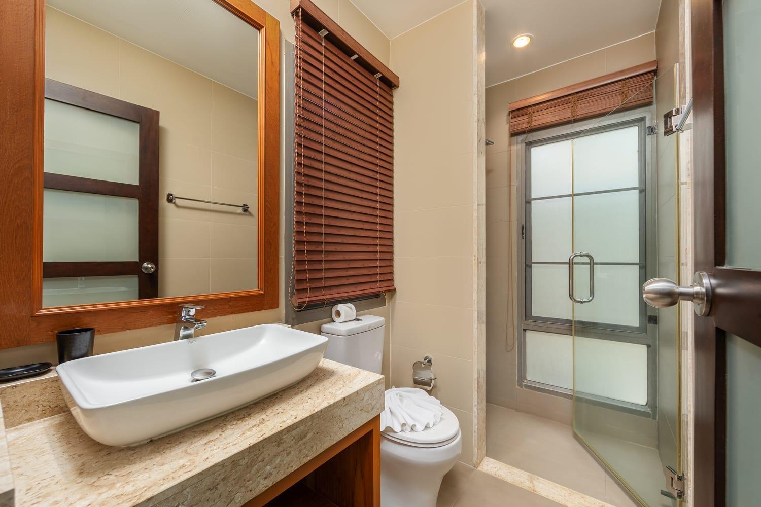 Villa Bond| 3 Bedrooms | Private Pool | 3 Min To Naiharn Beach Rawai Bagian luar foto