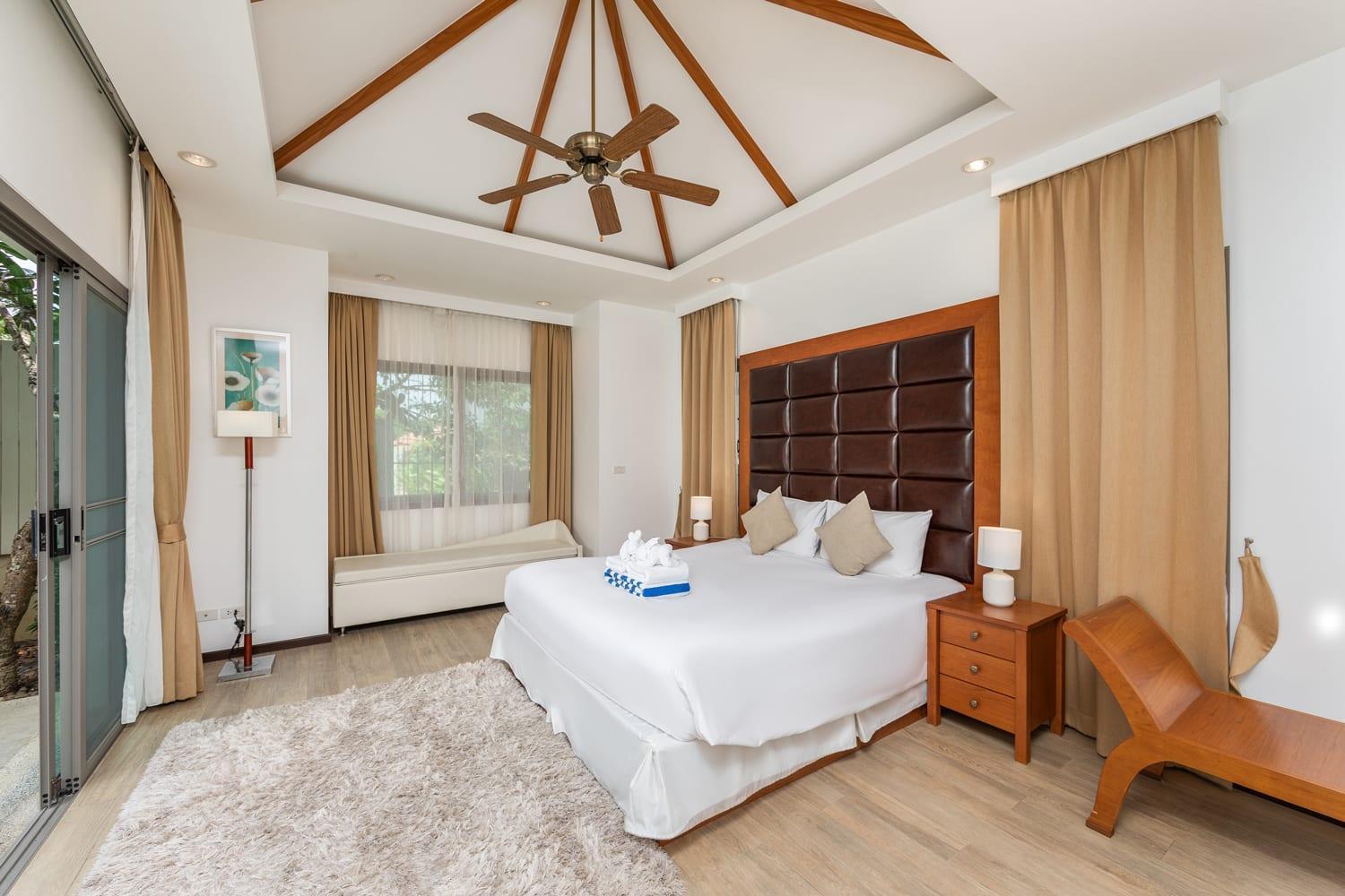 Villa Bond| 3 Bedrooms | Private Pool | 3 Min To Naiharn Beach Rawai Bagian luar foto